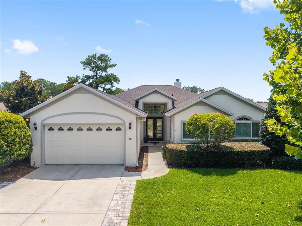 For Sale: $329,000 (3 beds, 2 baths, 2266 Square Feet)