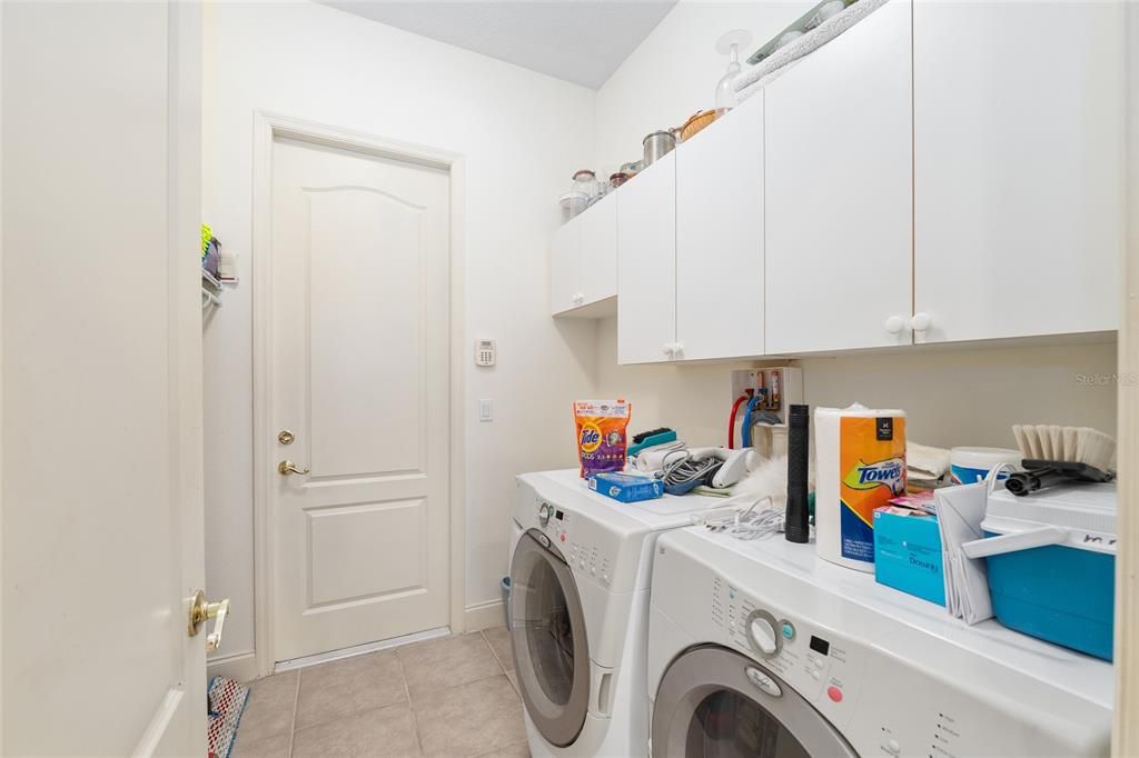 For Sale: $329,000 (3 beds, 2 baths, 2266 Square Feet)