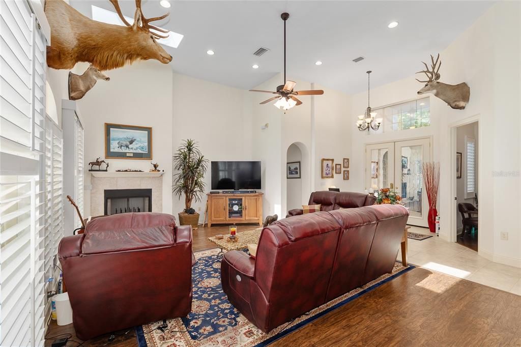 For Sale: $329,000 (3 beds, 2 baths, 2266 Square Feet)