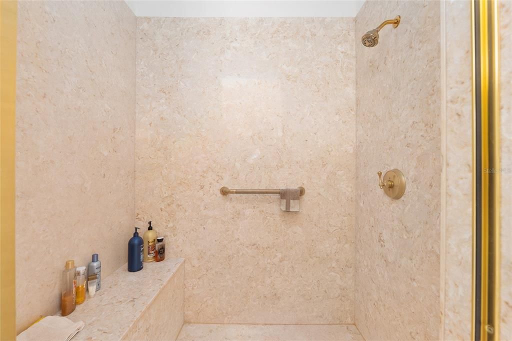 For Sale: $329,000 (3 beds, 2 baths, 2266 Square Feet)