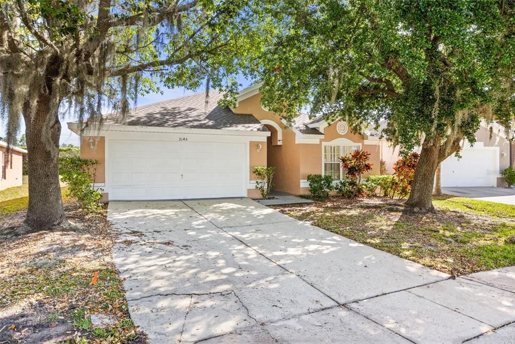 For Sale: $399,900 (3 beds, 2 baths, 1806 Square Feet)