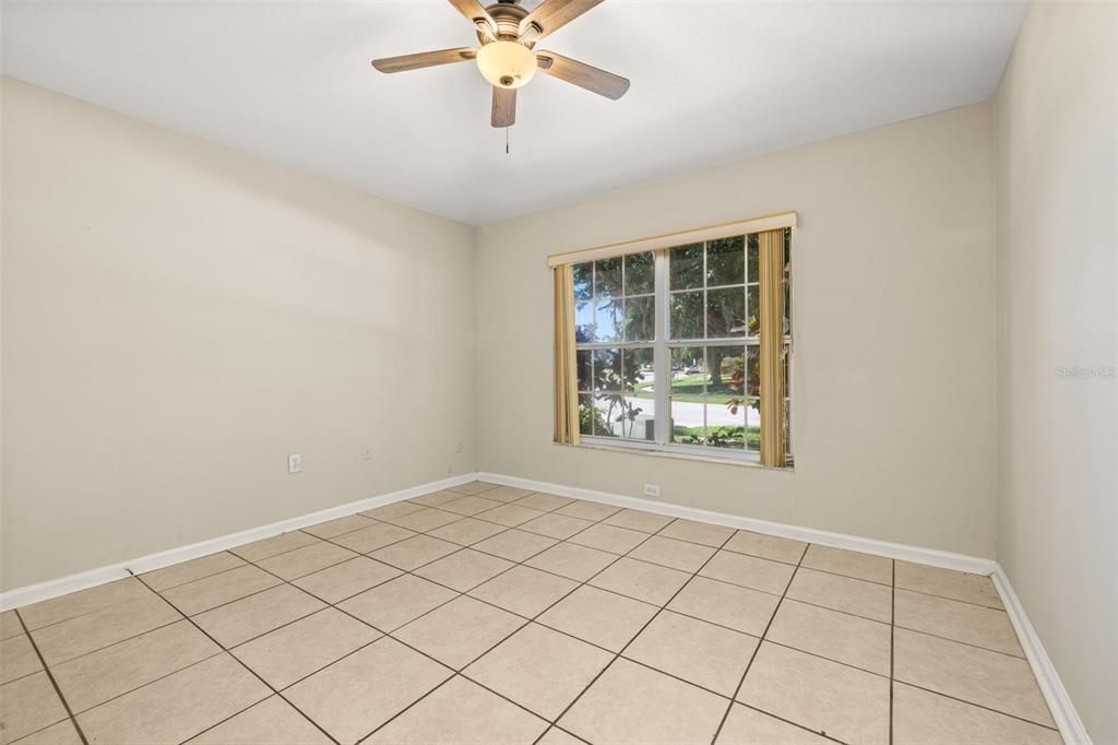 For Sale: $399,900 (3 beds, 2 baths, 1806 Square Feet)