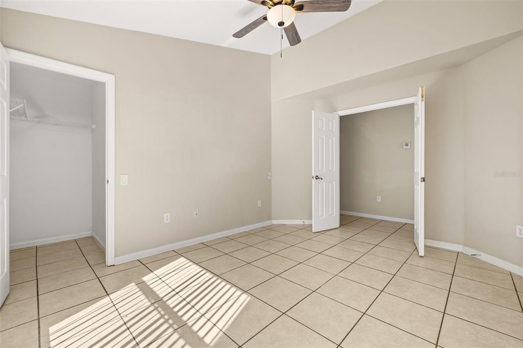 For Sale: $399,900 (3 beds, 2 baths, 1806 Square Feet)