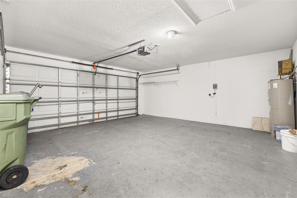 For Sale: $399,900 (3 beds, 2 baths, 1806 Square Feet)