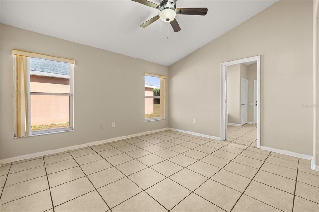 For Sale: $399,900 (3 beds, 2 baths, 1806 Square Feet)
