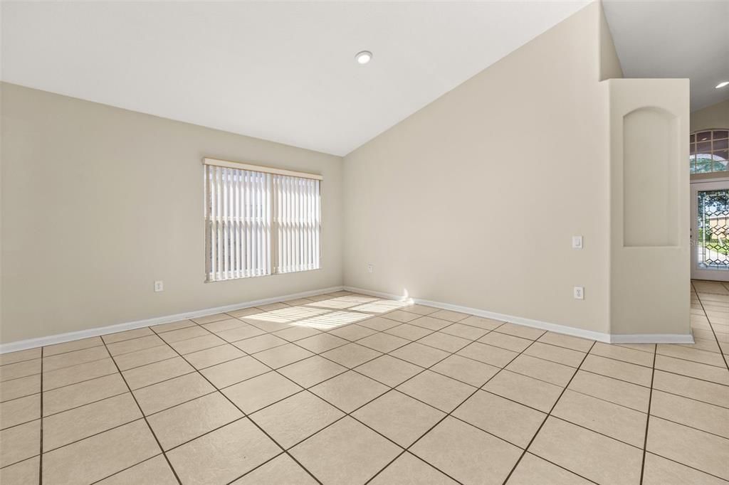 For Sale: $399,900 (3 beds, 2 baths, 1806 Square Feet)