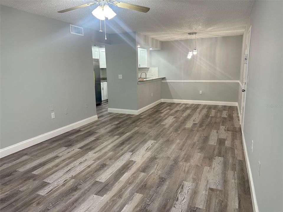 For Rent: $1,650 (2 beds, 2 baths, 964 Square Feet)