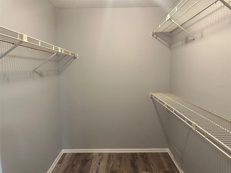 For Rent: $1,650 (2 beds, 2 baths, 964 Square Feet)