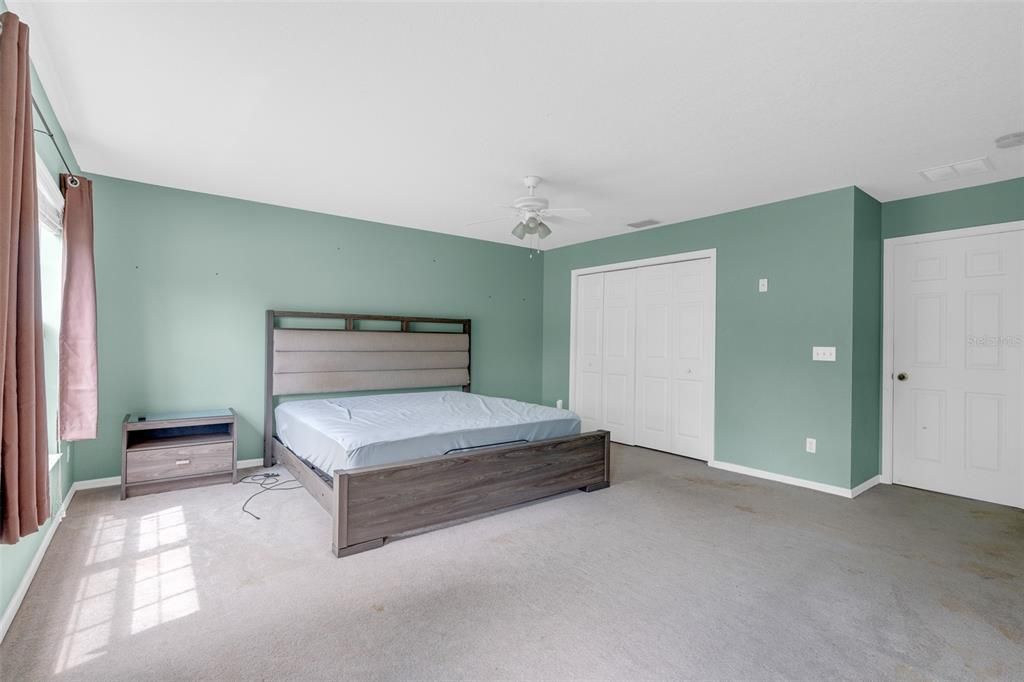 For Sale: $445,000 (4 beds, 2 baths, 2506 Square Feet)