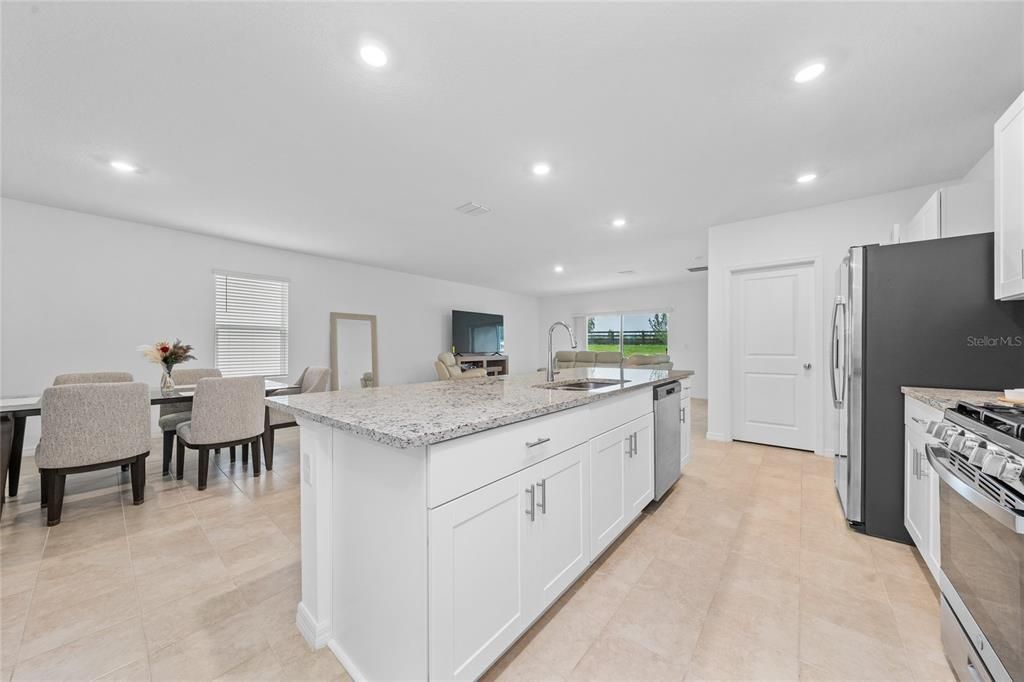 For Sale: $413,000 (4 beds, 3 baths, 2206 Square Feet)