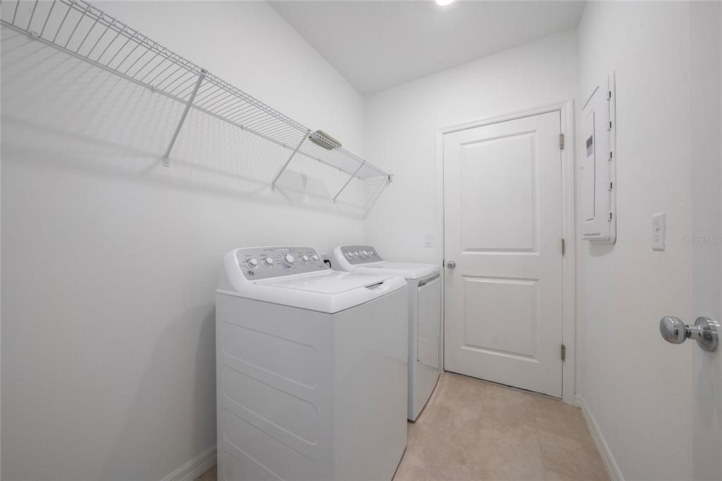 For Sale: $413,000 (4 beds, 3 baths, 2206 Square Feet)