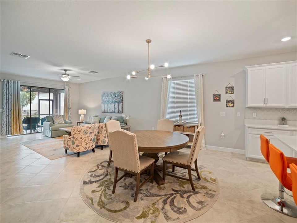 For Sale: $409,500 (3 beds, 2 baths, 2141 Square Feet)