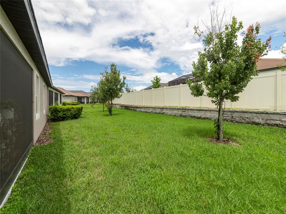 For Sale: $409,500 (3 beds, 2 baths, 2141 Square Feet)