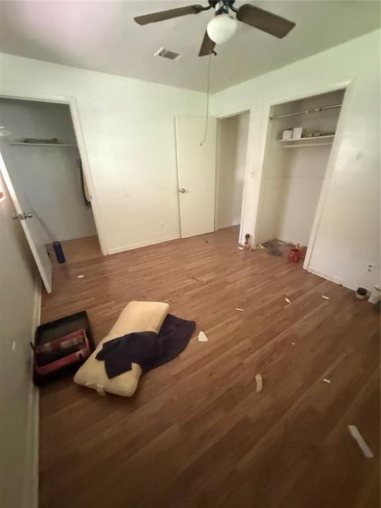 На продажу: $230,000 (3 спален, 2 ванн, 1374 Квадратных фут)