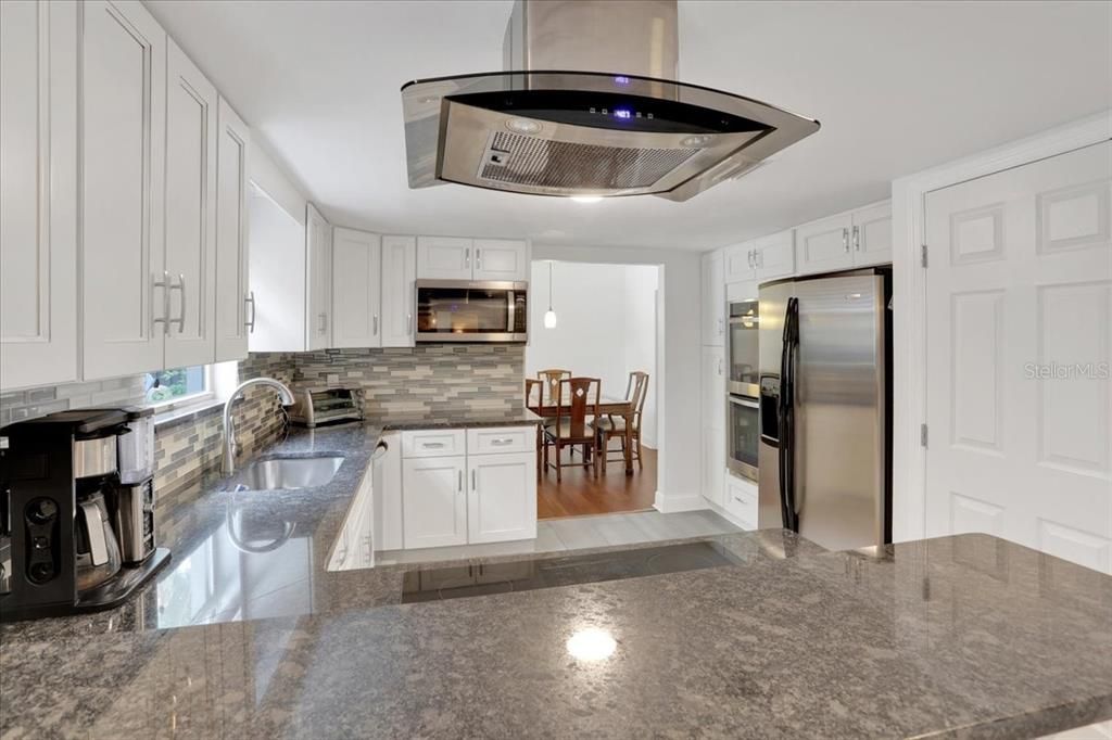 For Sale: $534,999 (4 beds, 2 baths, 2220 Square Feet)