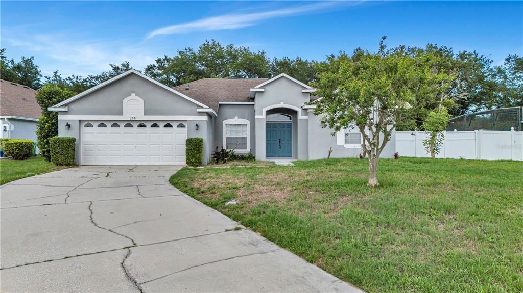 For Rent: $3,695 (4 beds, 2 baths, 2048 Square Feet)