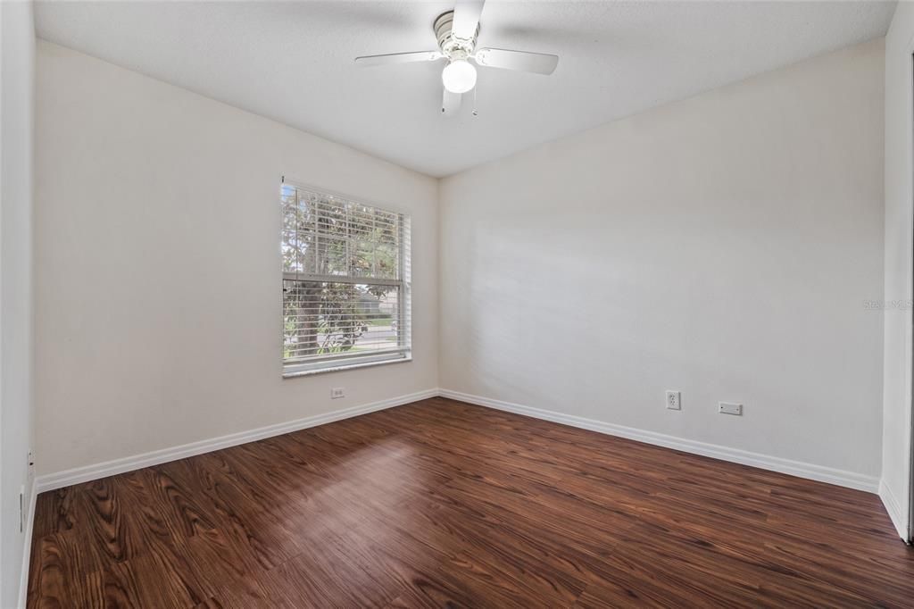 For Sale: $429,000 (3 beds, 2 baths, 1663 Square Feet)