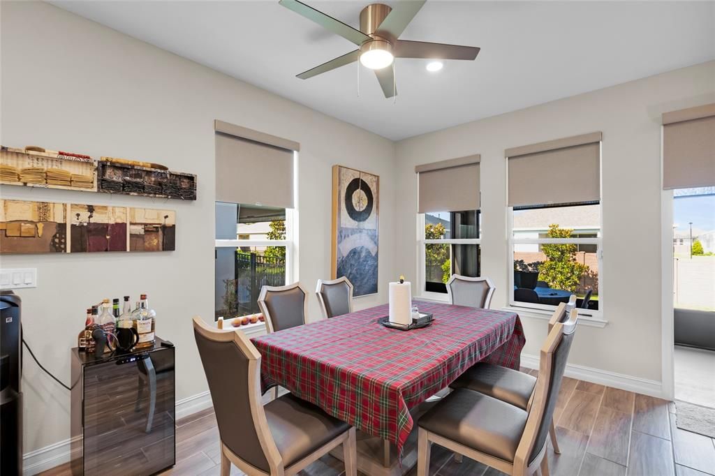For Sale: $439,900 (3 beds, 2 baths, 1911 Square Feet)