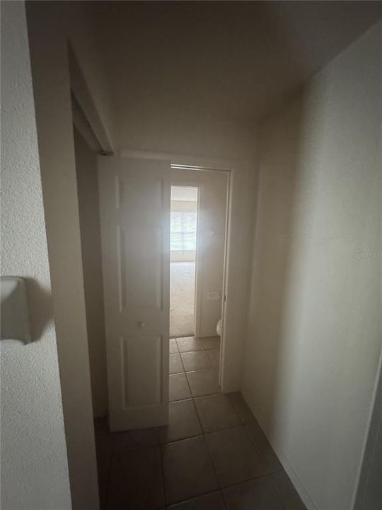 For Rent: $1,400 (2 beds, 1 baths, 2962 Square Feet)