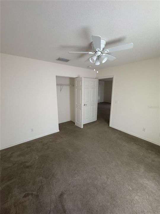 For Rent: $1,400 (2 beds, 1 baths, 2962 Square Feet)