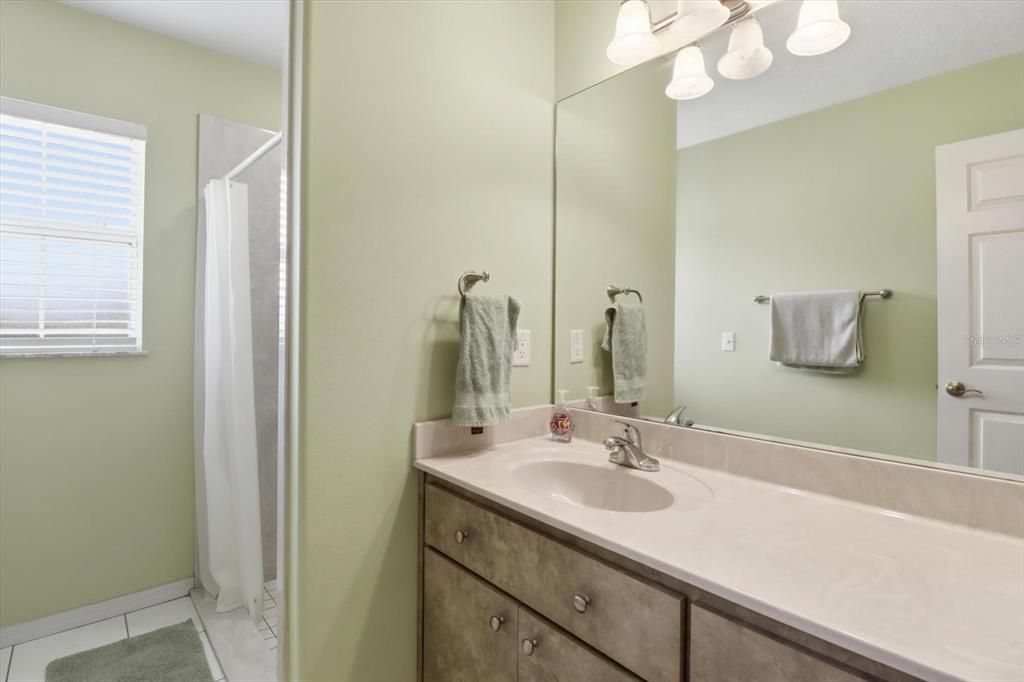 For Sale: $535,000 (4 beds, 3 baths, 2517 Square Feet)
