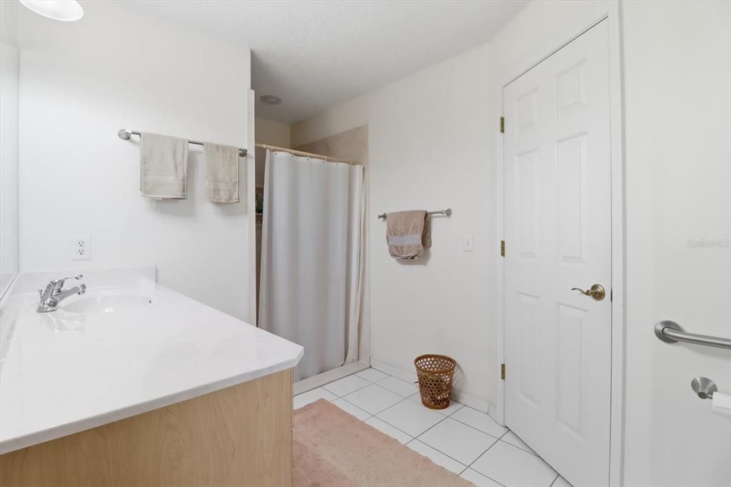 For Sale: $535,000 (4 beds, 3 baths, 2517 Square Feet)