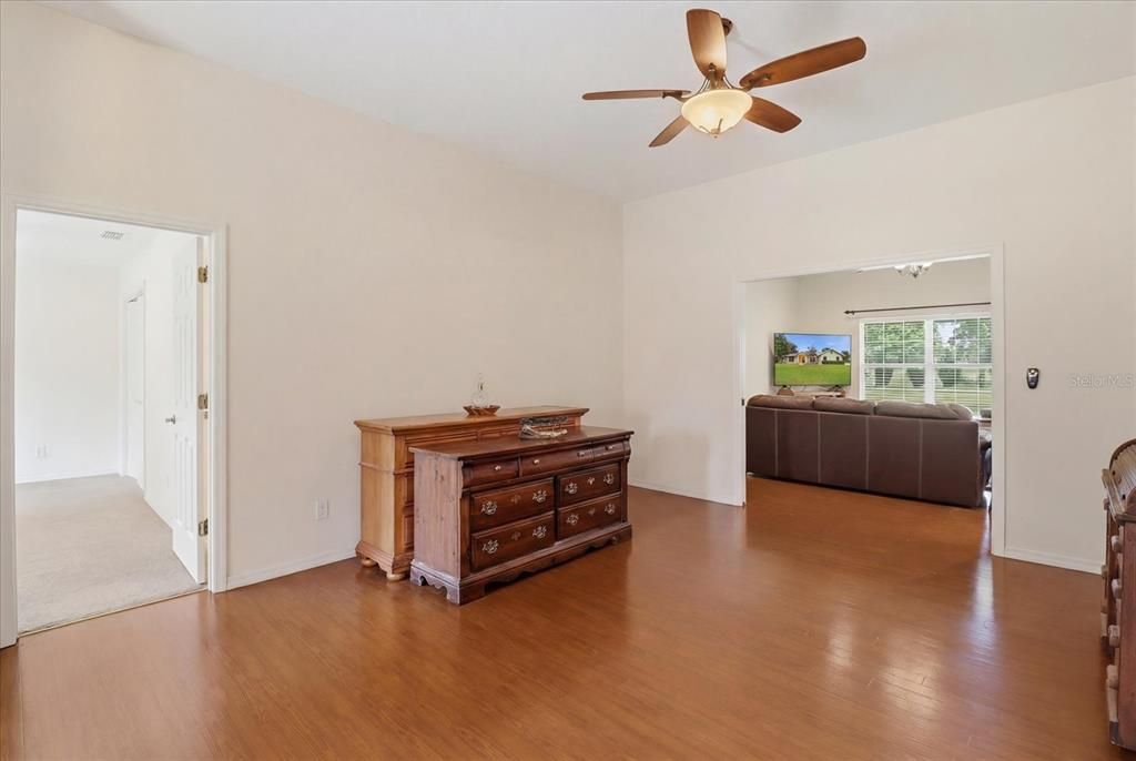 For Sale: $535,000 (4 beds, 3 baths, 2517 Square Feet)