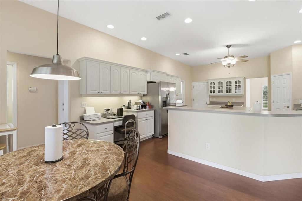 For Sale: $535,000 (4 beds, 3 baths, 2517 Square Feet)