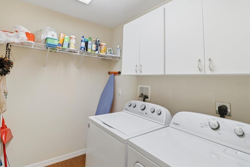 For Sale: $535,000 (4 beds, 3 baths, 2517 Square Feet)