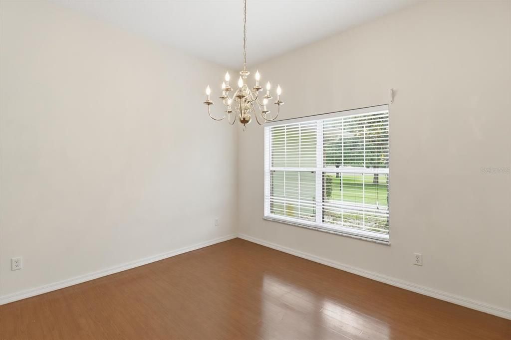 For Sale: $535,000 (4 beds, 3 baths, 2517 Square Feet)