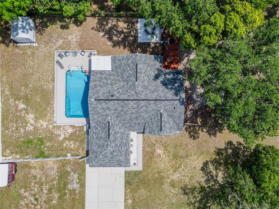 En Venta: $429,900 (4 camas, 2 baños, 1638 Pies cuadrados)