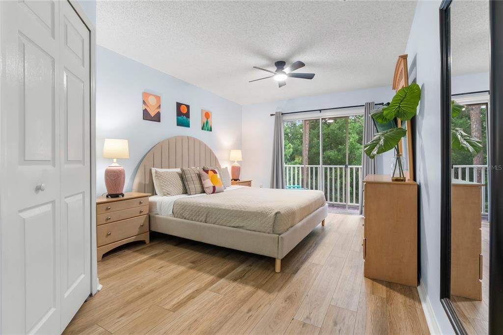 For Sale: $330,000 (4 beds, 3 baths, 1645 Square Feet)