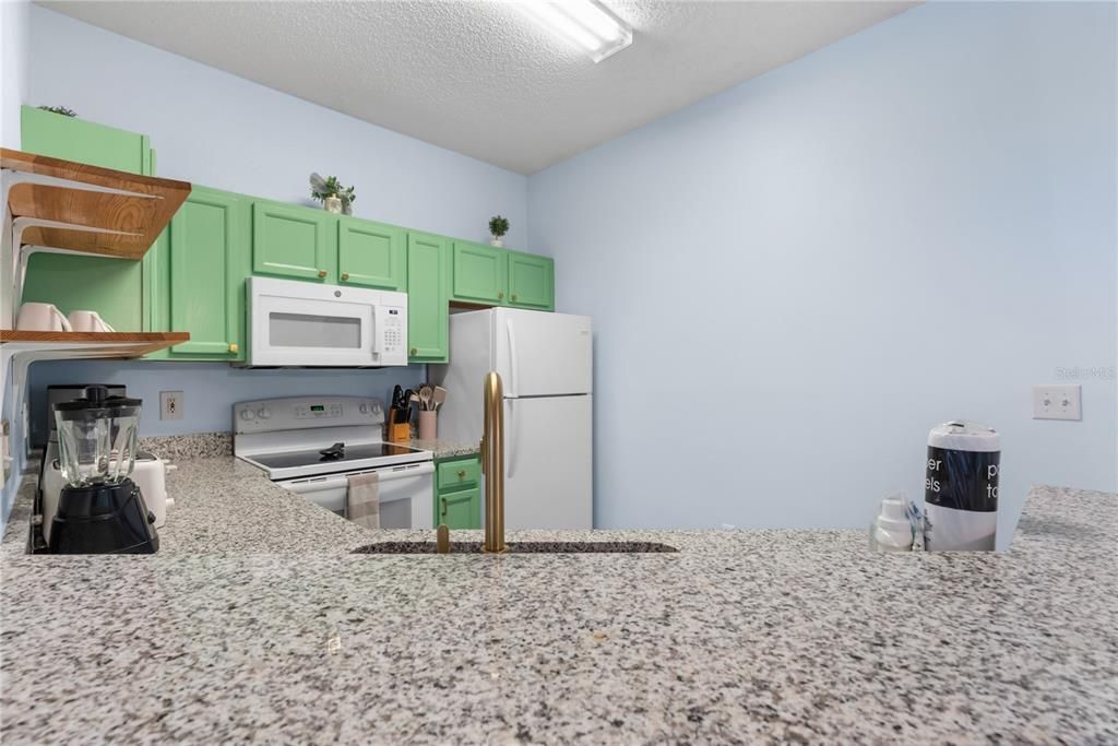 For Sale: $330,000 (4 beds, 3 baths, 1645 Square Feet)