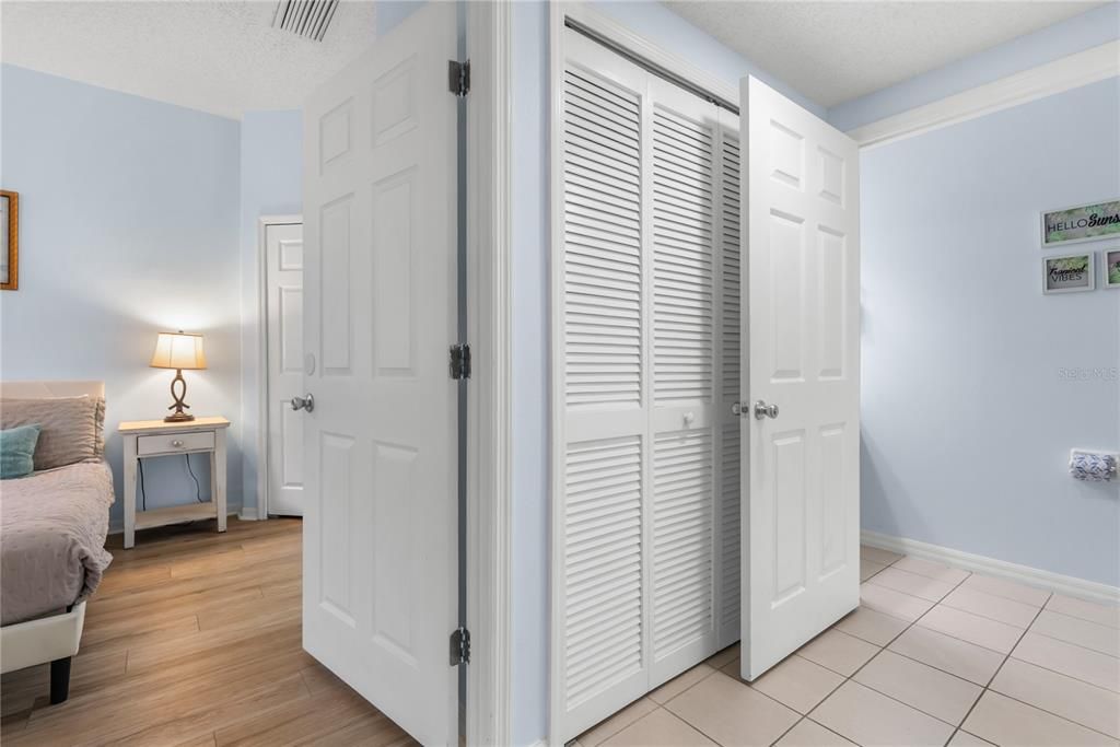 For Sale: $330,000 (4 beds, 3 baths, 1645 Square Feet)