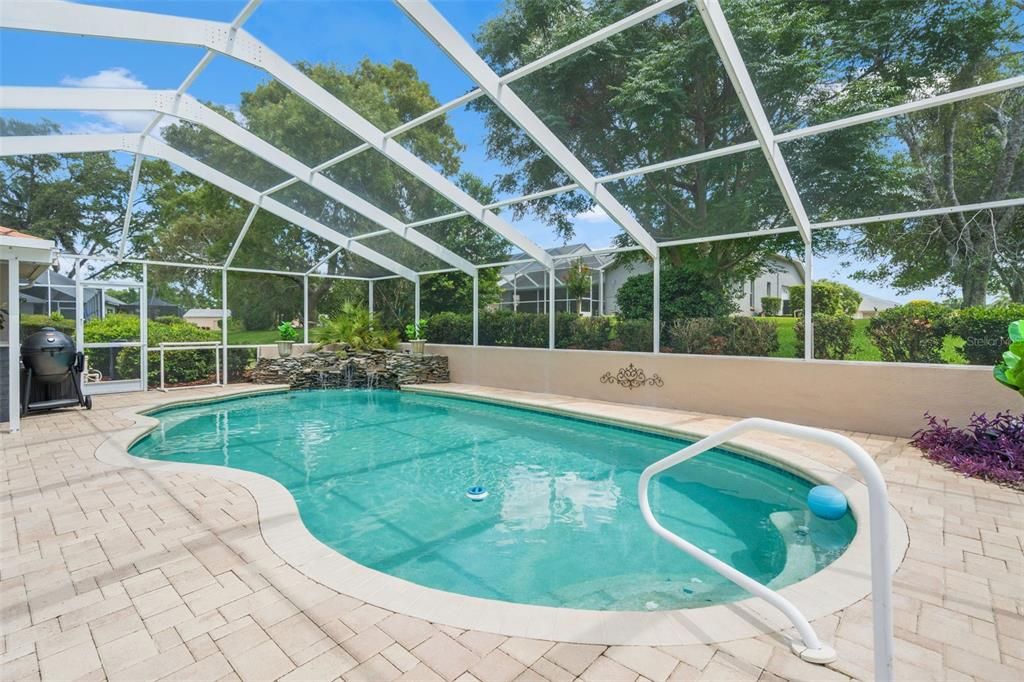 En Venta: $499,900 (3 camas, 2 baños, 2366 Pies cuadrados)