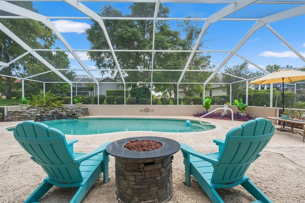 En Venta: $499,900 (3 camas, 2 baños, 2366 Pies cuadrados)