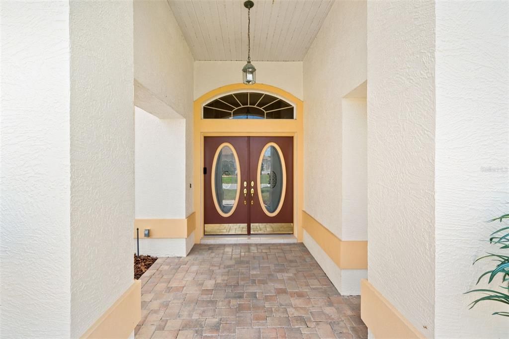 En Venta: $499,900 (3 camas, 2 baños, 2366 Pies cuadrados)