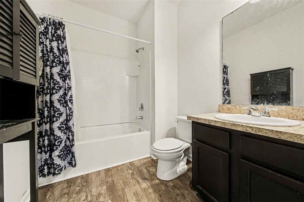En Venta: $299,999 (3 camas, 2 baños, 1537 Pies cuadrados)