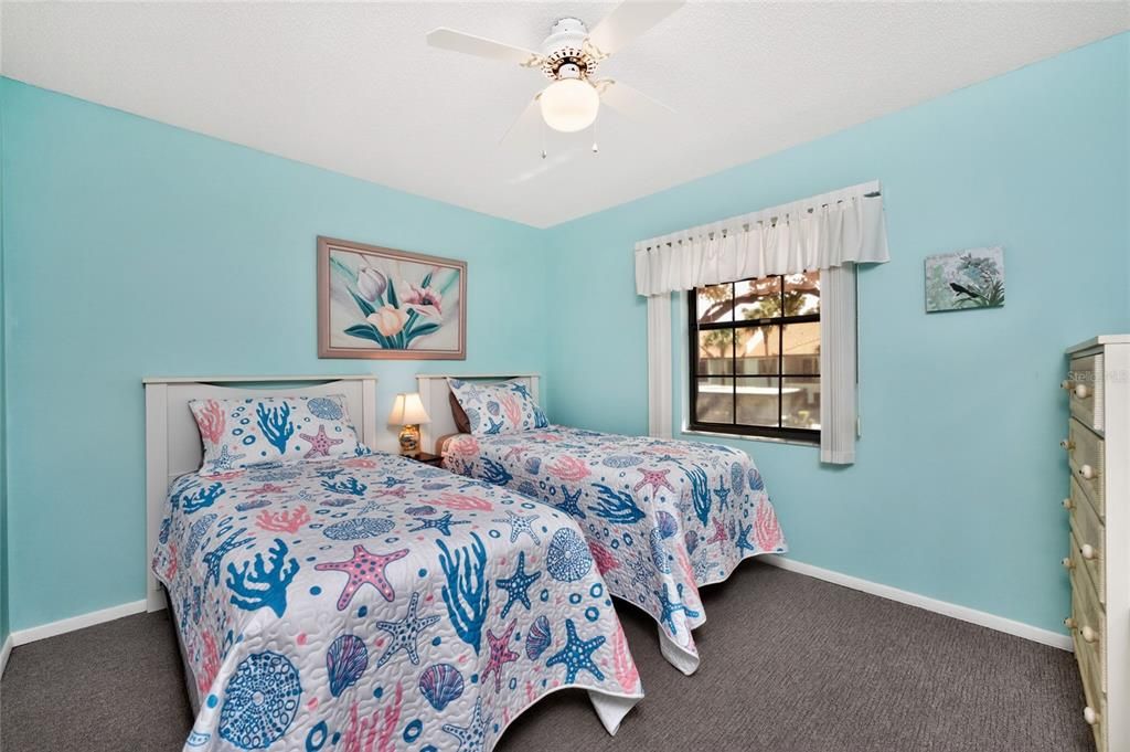 For Sale: $190,000 (2 beds, 2 baths, 1089 Square Feet)