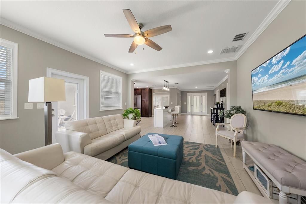 For Sale: $899,000 (4 beds, 3 baths, 2264 Square Feet)