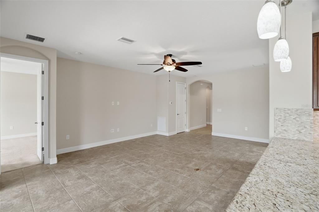 For Sale: $388,880 (3 beds, 2 baths, 1737 Square Feet)