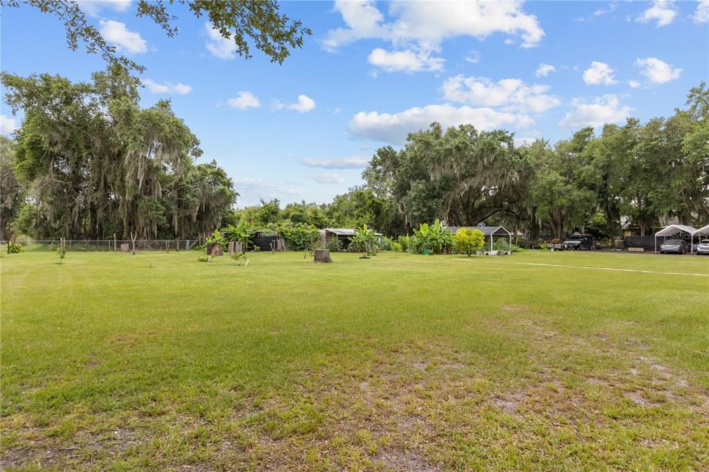 For Sale: $675,000 (3 beds, 3 baths, 1943 Square Feet)