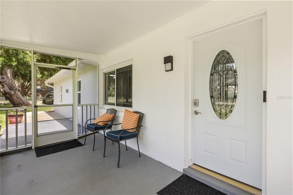 For Sale: $675,000 (3 beds, 3 baths, 1943 Square Feet)