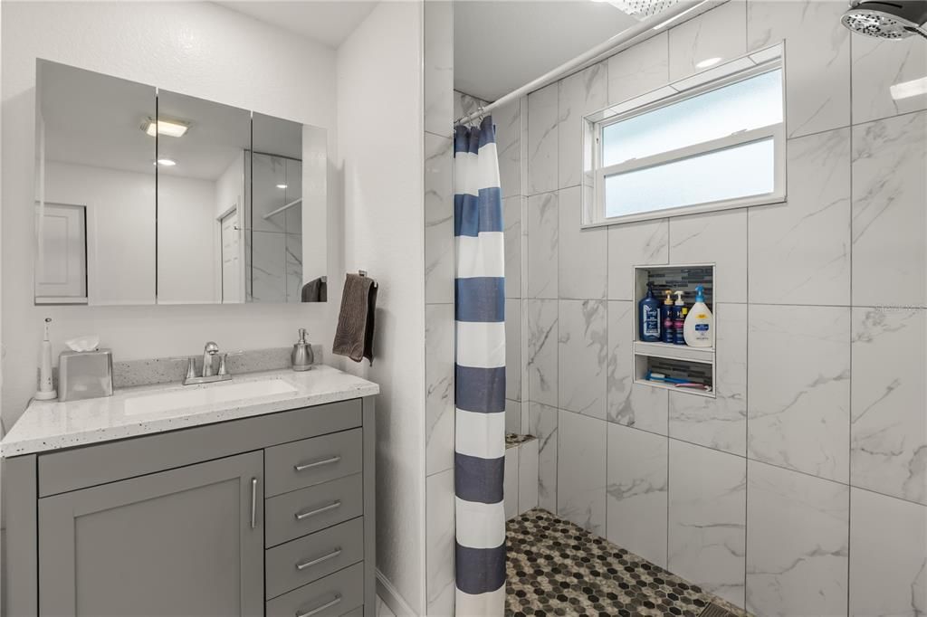 For Sale: $675,000 (3 beds, 3 baths, 1943 Square Feet)