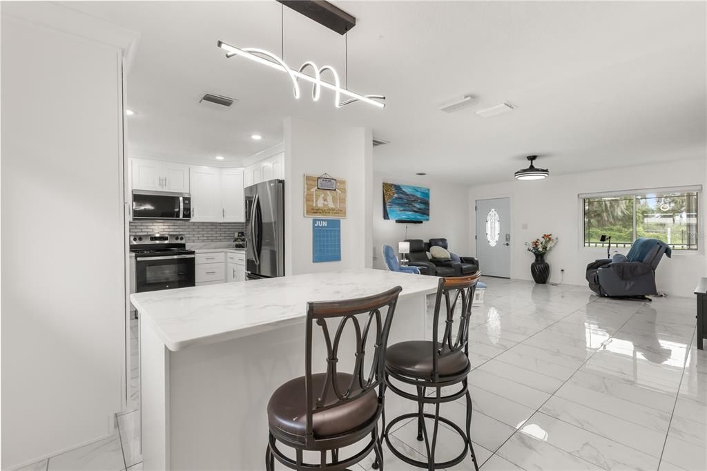 For Sale: $675,000 (3 beds, 3 baths, 1943 Square Feet)