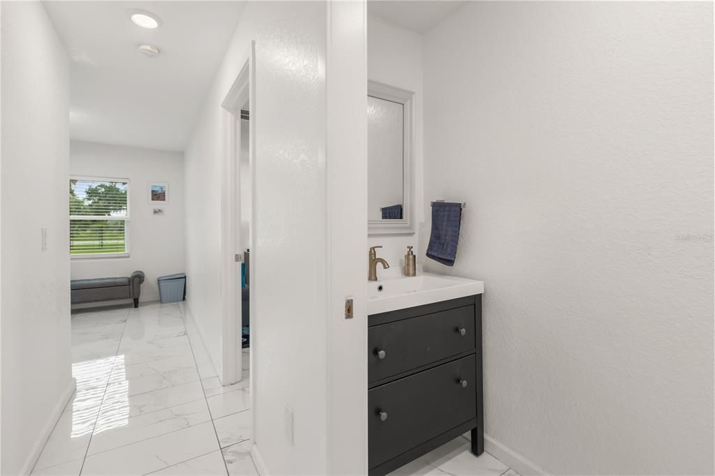 For Sale: $675,000 (3 beds, 3 baths, 1943 Square Feet)