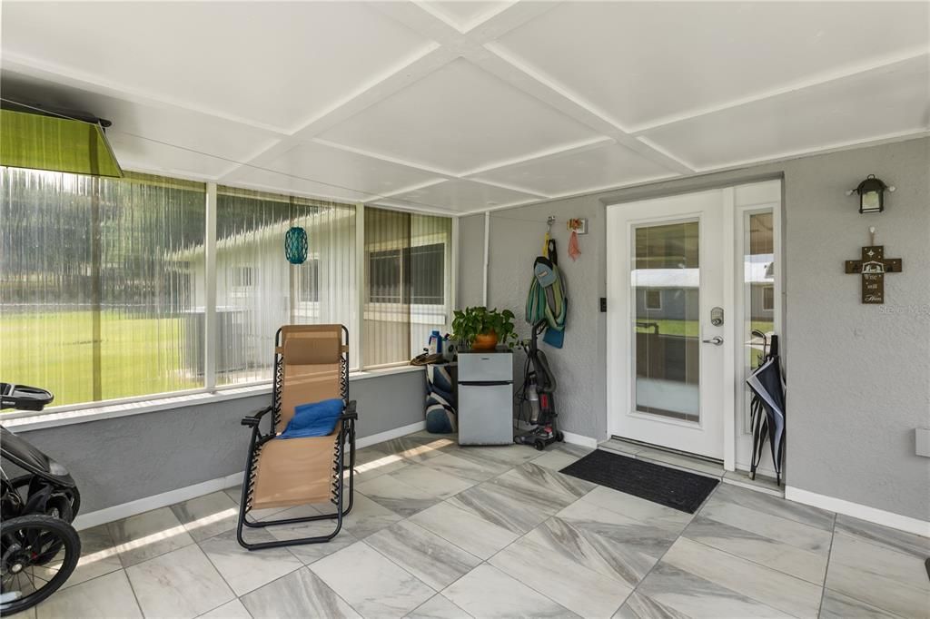 For Sale: $675,000 (3 beds, 3 baths, 1943 Square Feet)