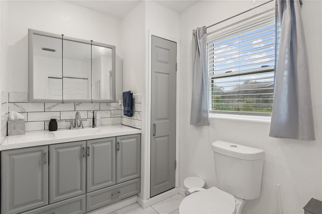 For Sale: $675,000 (3 beds, 3 baths, 1943 Square Feet)