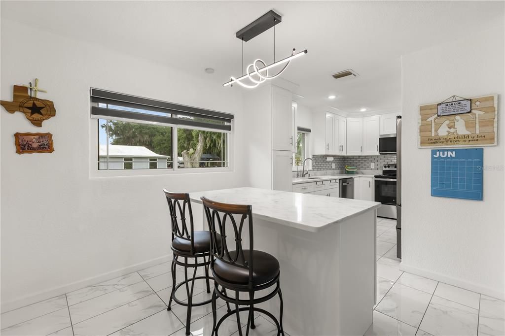 For Sale: $675,000 (3 beds, 3 baths, 1943 Square Feet)