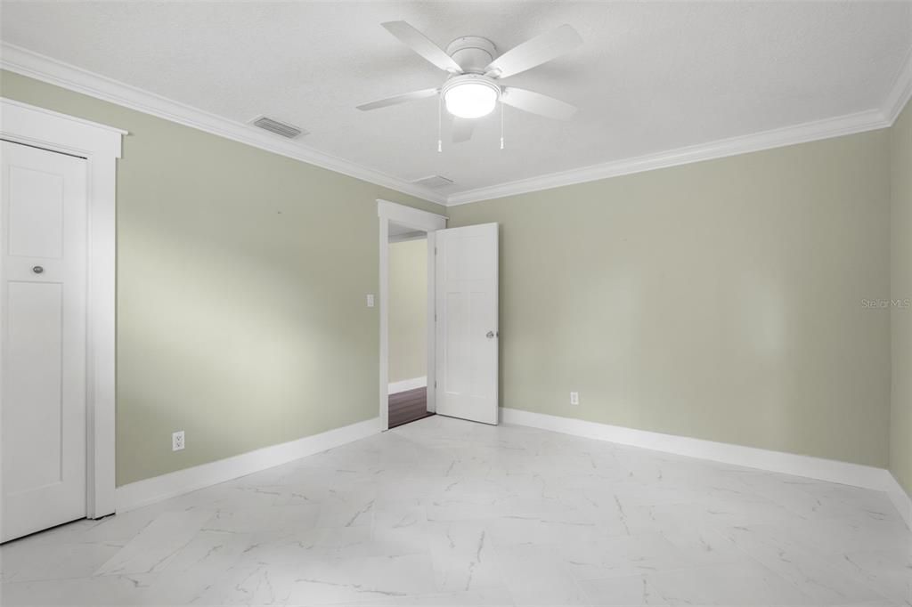 For Sale: $885,000 (3 beds, 2 baths, 2302 Square Feet)